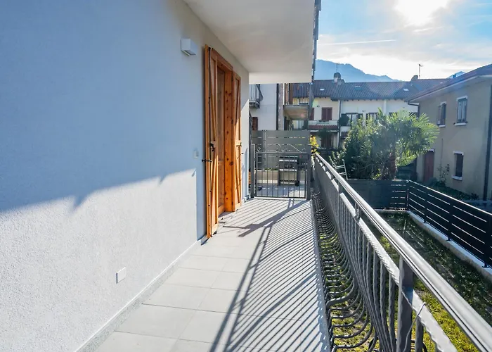 Casa Simona ديرفيو